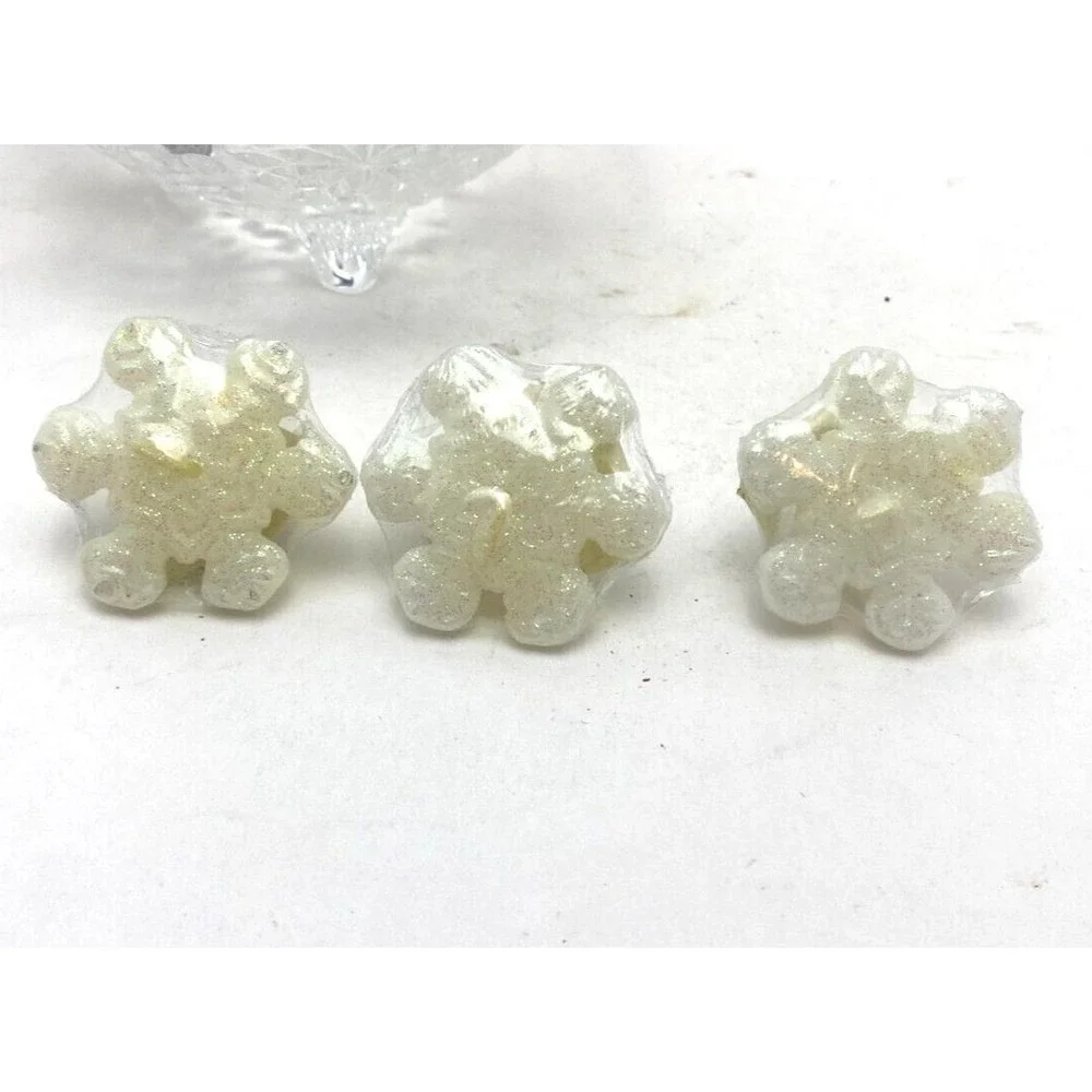 Mikasa Chrystal Snowflake Medley Votive 6 1/4